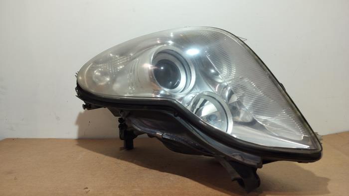 Phare gauche Mercedes CLS-Klasse