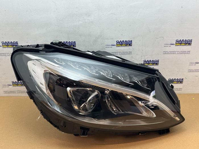 Reflektor prawy Mercedes C-Klasse