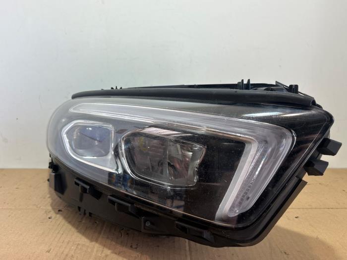 Phare droit Mercedes A-Klasse