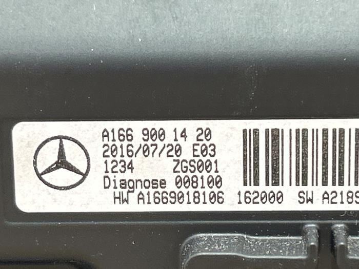 Pantalla de navegación Mercedes GLA