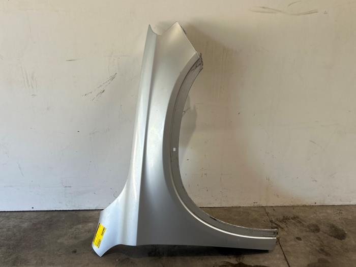 Kotflügel rechts vorne Mercedes GLA