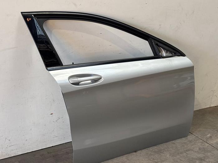 Portier 4Deurs rechts-voor Mercedes GLA