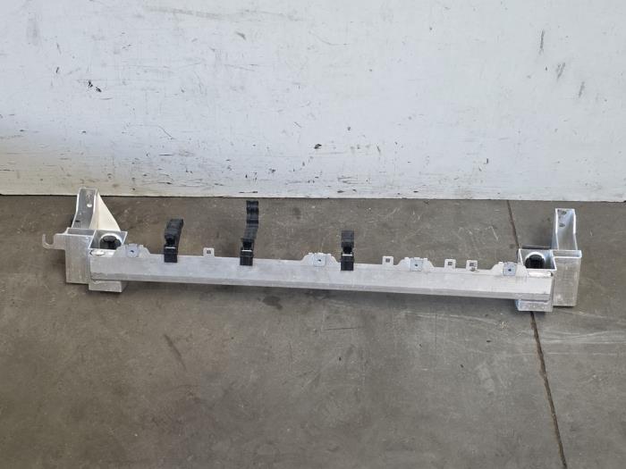 Barre radiateur Mercedes A-Klasse