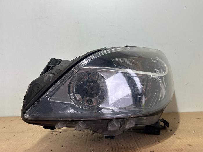 Faro izquierda Mercedes B-Klasse