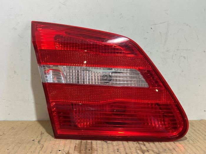 Luz trasera izquierda Mercedes B-Klasse