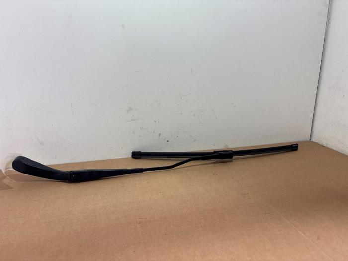 Brazo delantero de limpiaparabrisas Mercedes C-Klasse