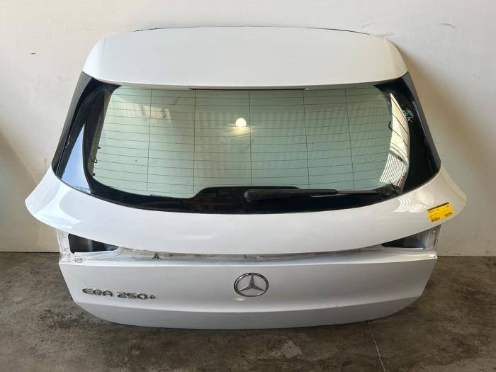 Tailgate Mercedes EQA