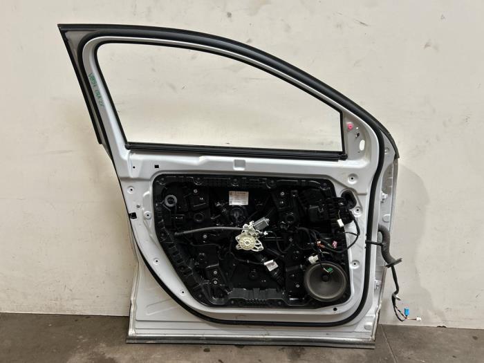 Portière 4portes avant gauche Mercedes EQA