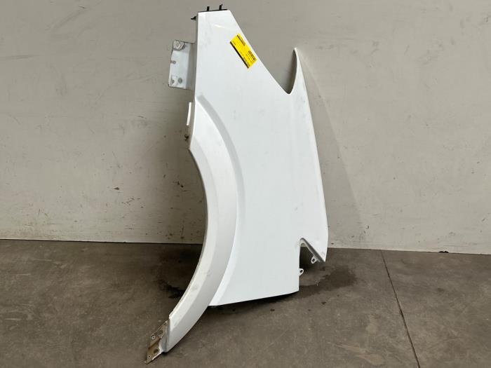 Protector izquierda delante Mercedes Sprinter