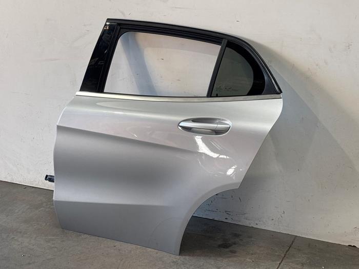 Portière 4portes arrière gauche Mercedes GLA
