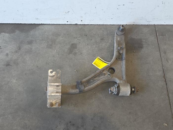 Bras de suspension avant gauche Mercedes GLA