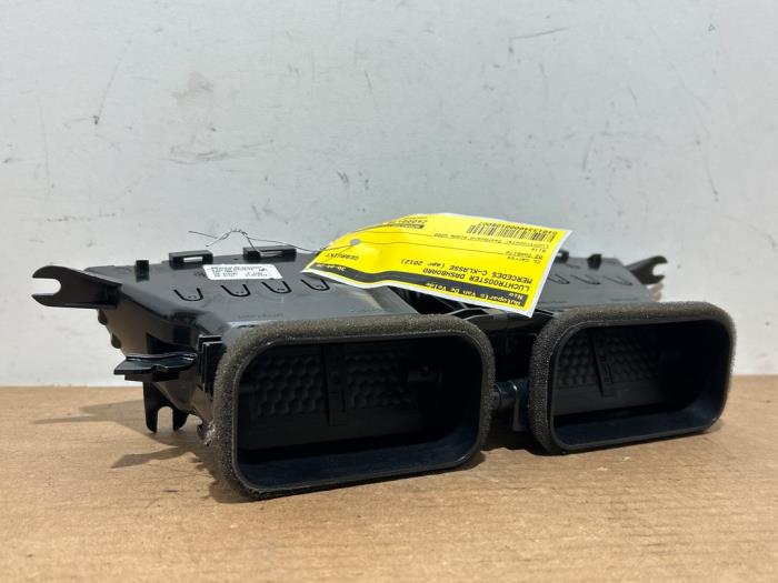 Dashboard vent Mercedes C-Klasse