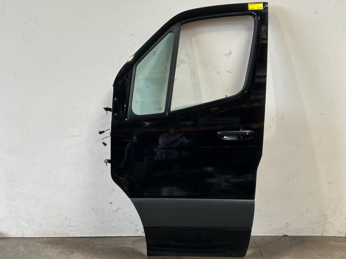 Door 2-door, left Mercedes Sprinter