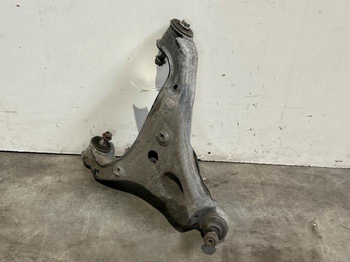 Bras de suspension avant gauche Mercedes Sprinter