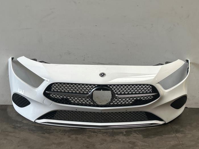 Zderzak przedni Mercedes A-Klasse