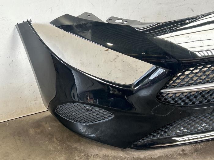 Zderzak przedni Mercedes A-Klasse
