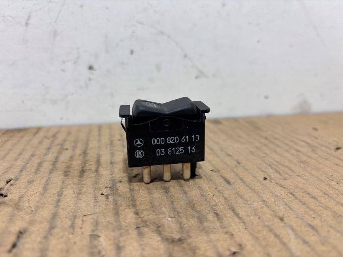 Interruptor de calefactor luneta Mercedes 260SE-600SEL