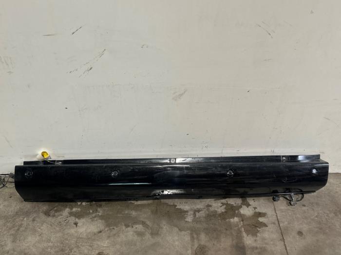 Rear bumper component, central Mercedes Sprinter