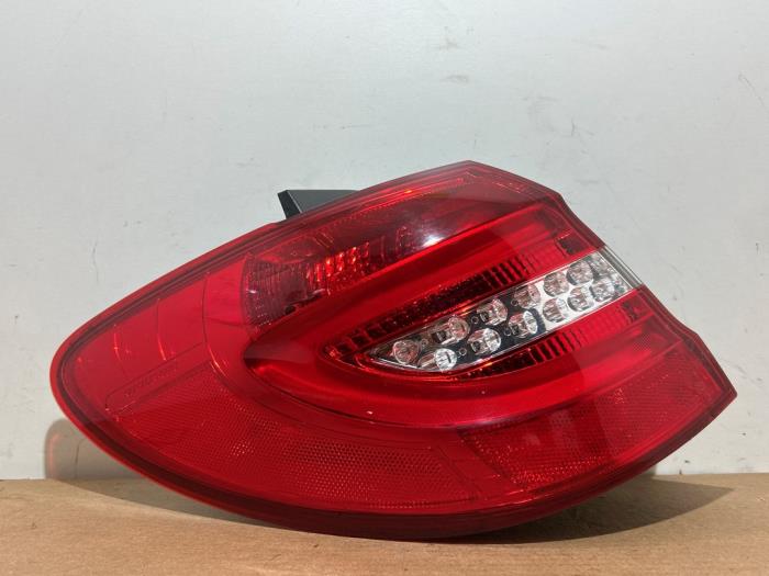 Feu arrière gauche Mercedes B-Klasse