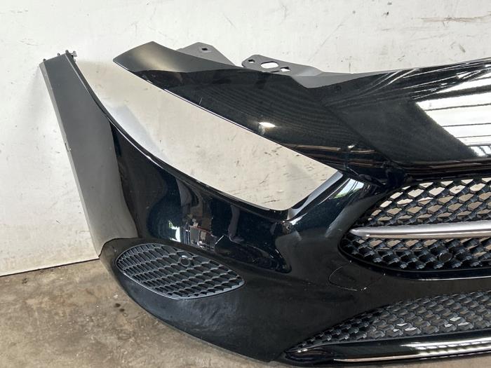 Zderzak przedni Mercedes A-Klasse