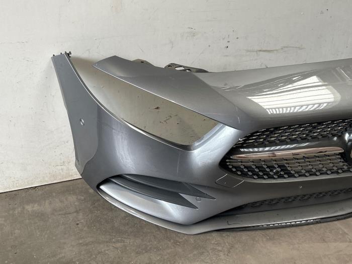 Zderzak przedni Mercedes A-Klasse