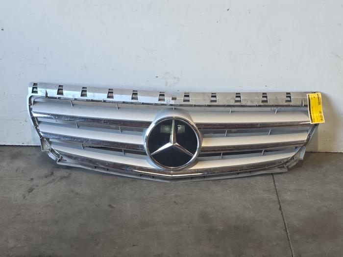 Grille Mercedes B-Klasse