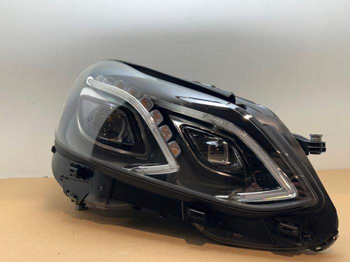 Koplamp rechts Mercedes E-Klasse