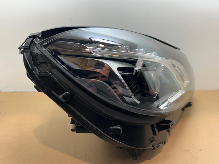 Koplamp rechts Mercedes E-Klasse