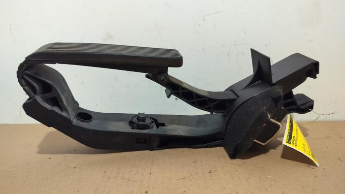 Pedal gazu Mercedes CLS-Klasse