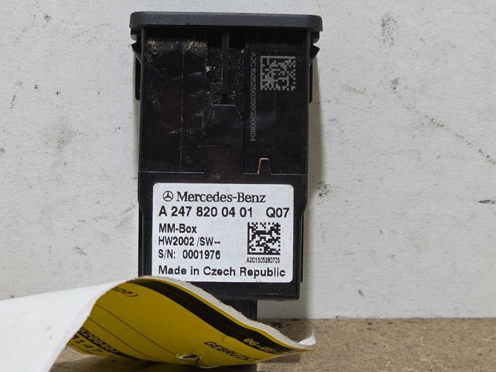 USB plug Mercedes A-Klasse