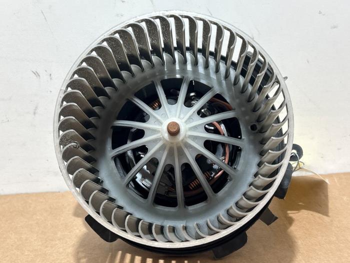 Kachel Ventilatiemotor Mercedes Sprinter