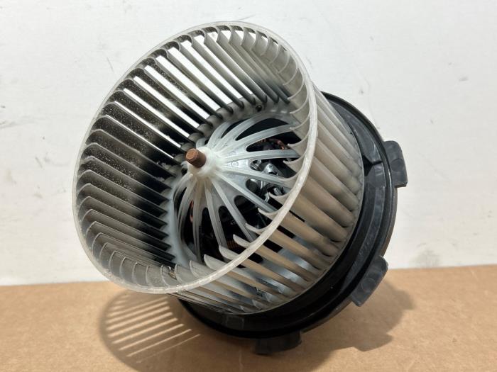 Kachel Ventilatiemotor Mercedes Sprinter