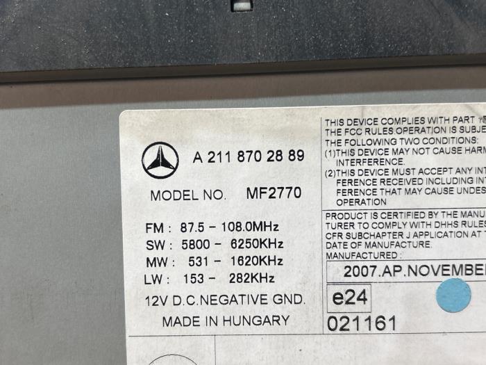 Radio Mercedes E-Klasse