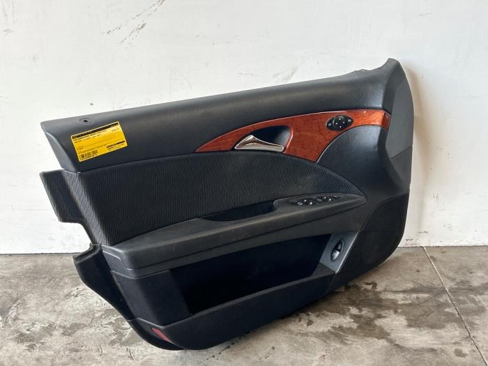 Portierbekleding 4Deurs links-voor Mercedes E-Klasse