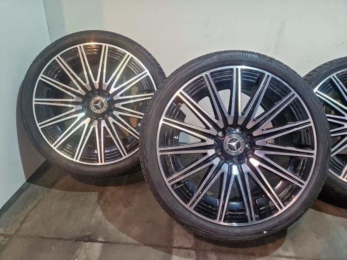 Felgen Set + Reifen Mercedes CLE-Klasse