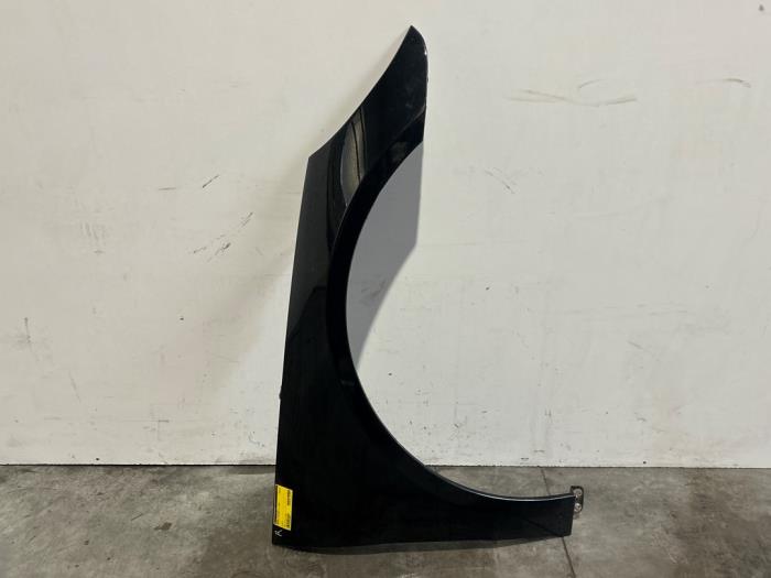 Front wing, right Mercedes R-Klasse
