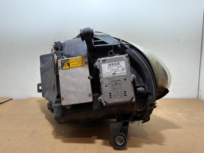 Faro derecha Mercedes R-Klasse