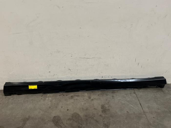 Sill, right Mercedes R-Klasse