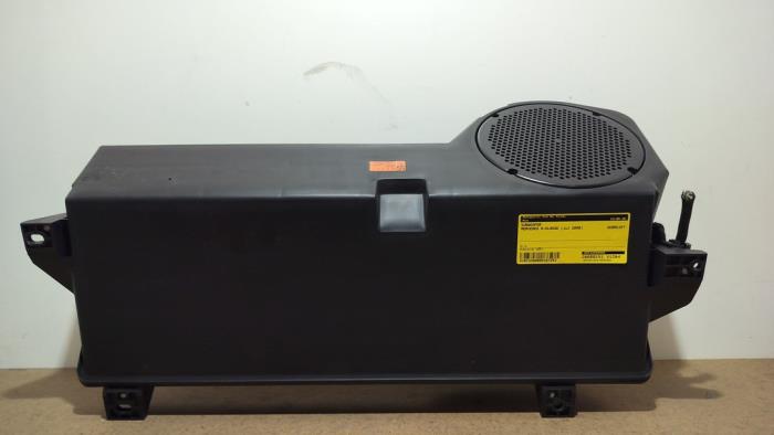 Subwoofer Mercedes R-Klasse