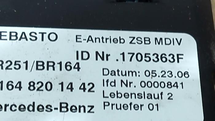 Silnik szyberdachu Mercedes R-Klasse
