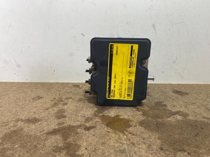 Bomba ABS Mercedes EQA