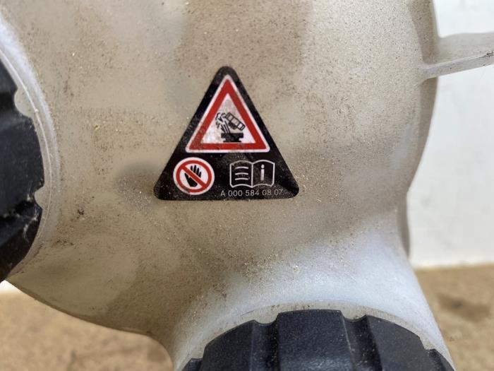 Expansion vessel Mercedes EQA