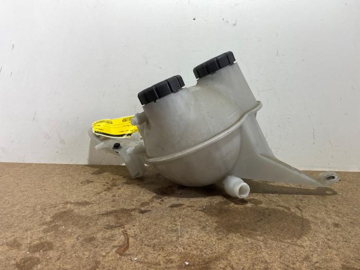 Expansion vessel Mercedes EQA