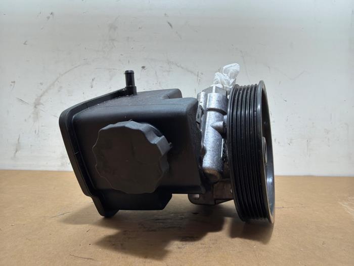 Pompe direction assistée Mercedes E-Klasse