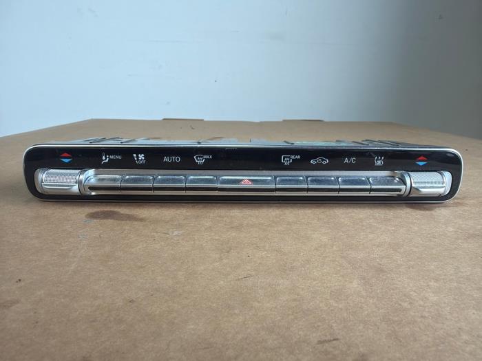 Panneau de commandes chauffage Mercedes EQA