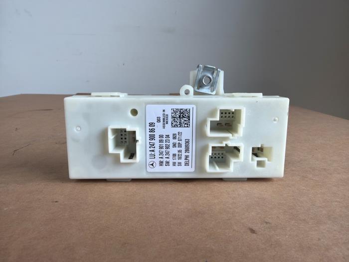 Module passage hayon Mercedes EQA
