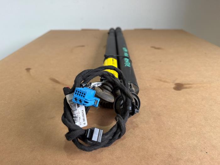 Set Gasdempers Achterklep Mercedes EQA