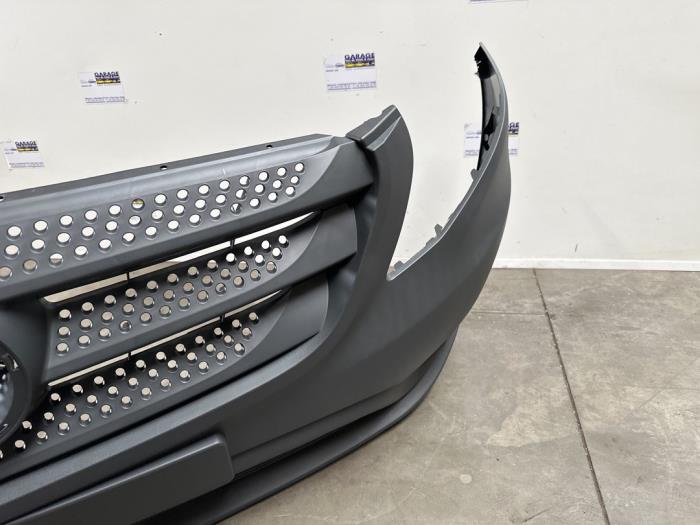 Pare-chocs avant Mercedes Vito