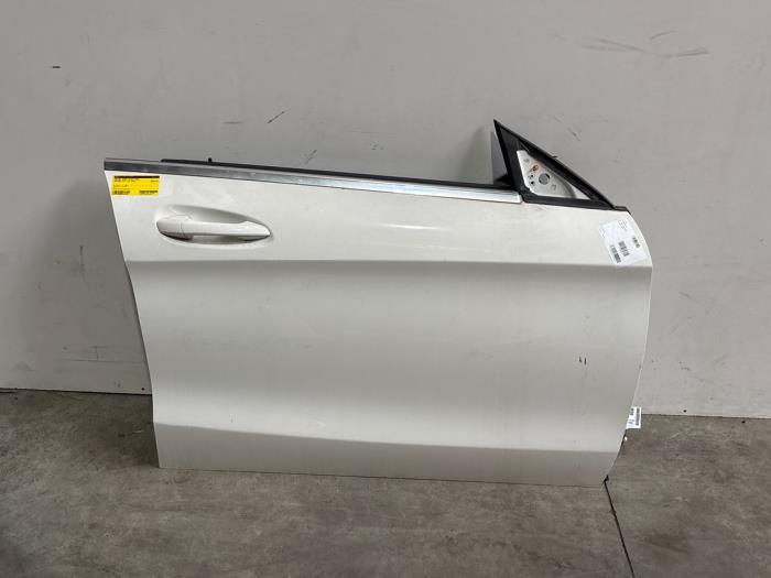 Portier 4Deurs rechts-voor Mercedes CLA