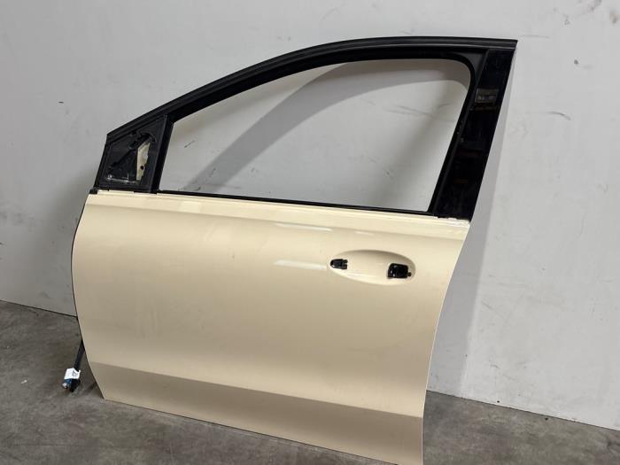 Door 4-door, front left Mercedes B-Klasse